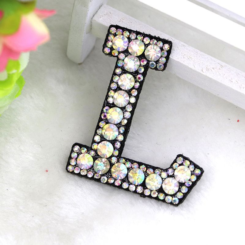 26 sztuk A-Z lista z koralikami i kryształkami alfabet aplikacja 3D szyć żelazko na łatki DIY