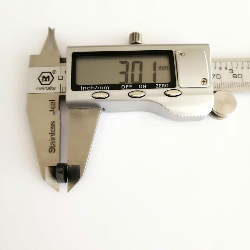 7.9*3.0Mm Filter Lens Black Optical Glass Hb700 Rg695 Front Cut-Off Infrared High Transmittance