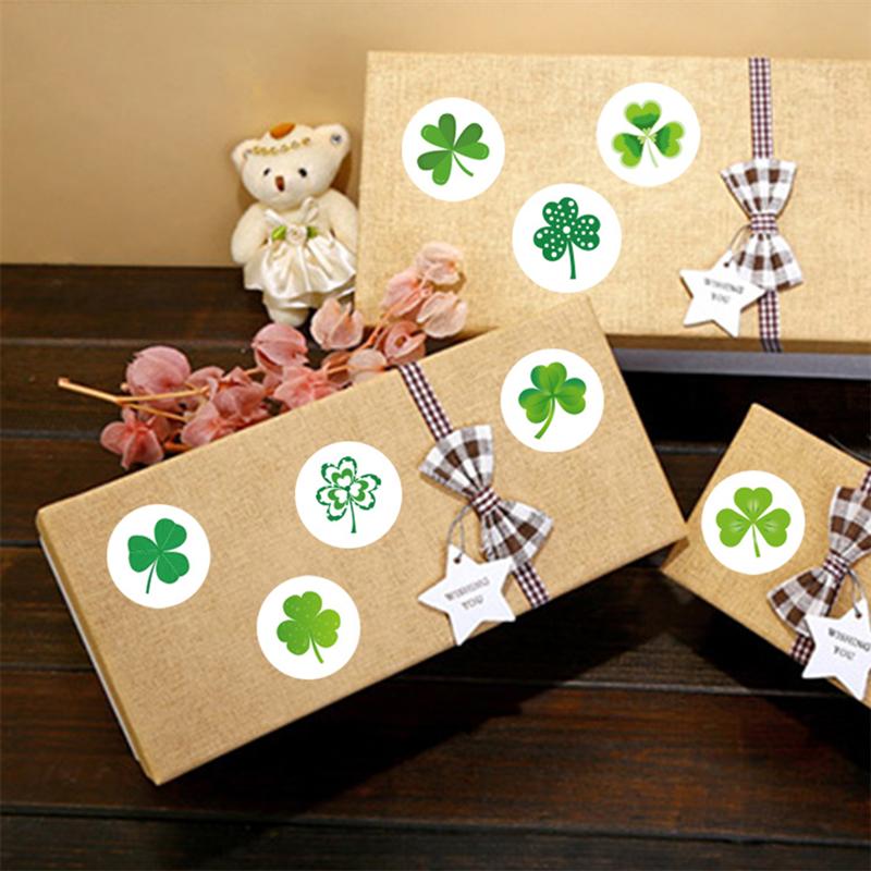 200/500pcs in 1 Roll Shamrock Self-Adhesive Sealing Stickers Label Decals St Patricks Day Home DIY Decorative Supplies