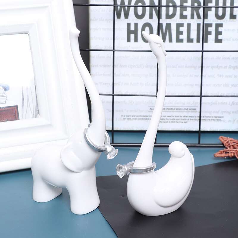 Ringe smykkestativ svane/elefant display stativ modellering håndværk forsyninger deco smykkeholder figurer miniaturer opbevaring