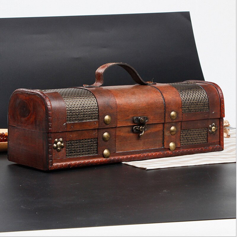 Wooden Treasure Chest Storage Box with Straps Old-Fashioned Antique Wine Organizer Box for Birthday Party Wedding Decoration