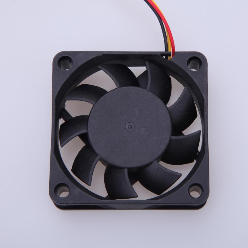 12V DC 6cm PC Cooling Fan Portable Computer Cooler Fan Ball Bearing 3 Pin Connector P4 Mini Cooling Fan Cooling Tool Fans