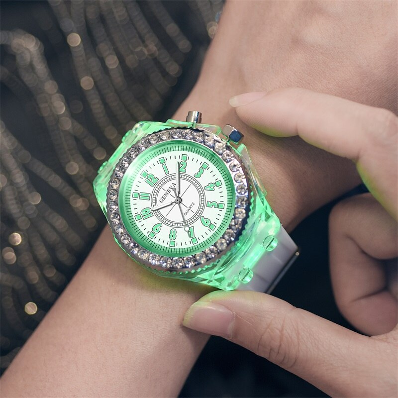 SYNOKE-relojes de cuarzo con luz Led para hombre y mujer, relojes de pulsera luminosos, con diamantes de imitación, para estudiantes y mujeres