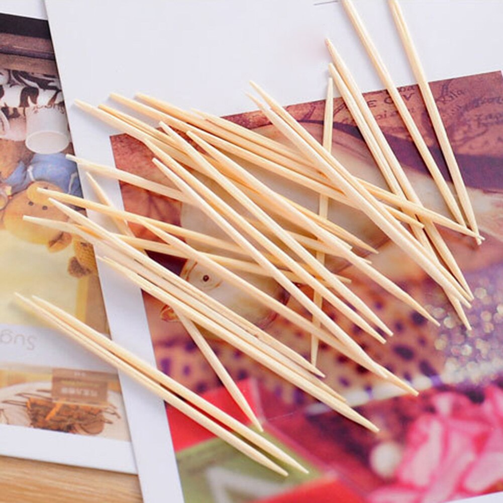 100 PCS Disposable Toothpick Household Natural Bamboo Toothpick Hotel Restaurant Supplies 6.5cm disposable bamboo sticks