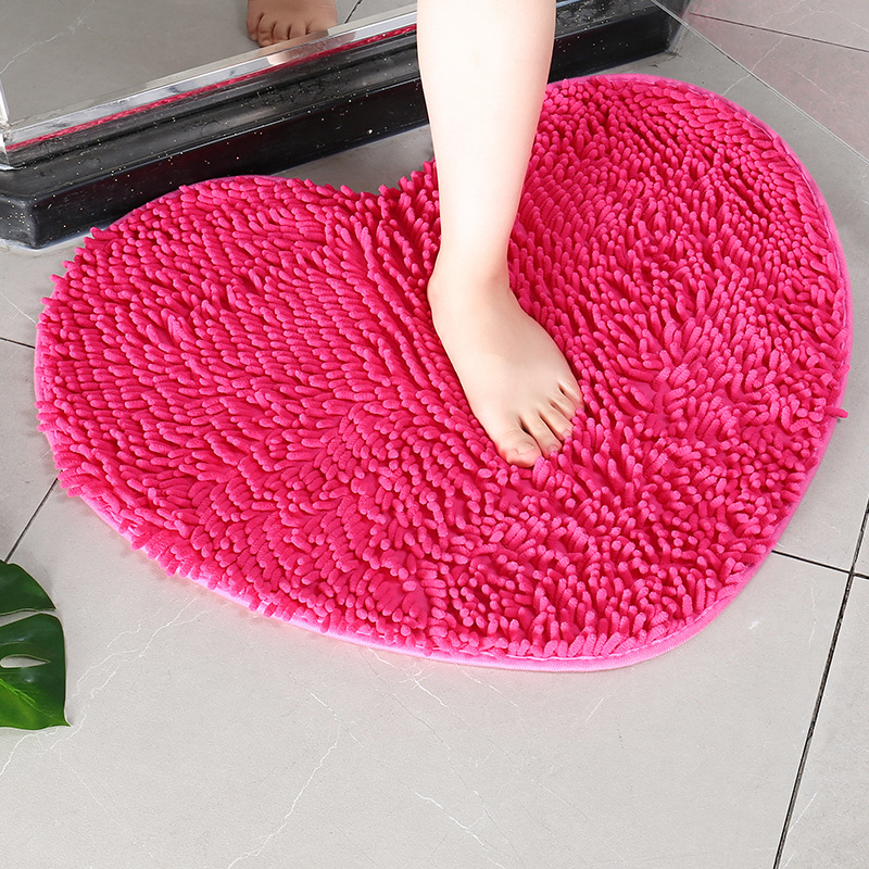Chenille Heart Bathroom Floor Mats Home Bedroom Bathroom Entrance Non-slip Absorbent Foot Mat Luxury Bathroom Set