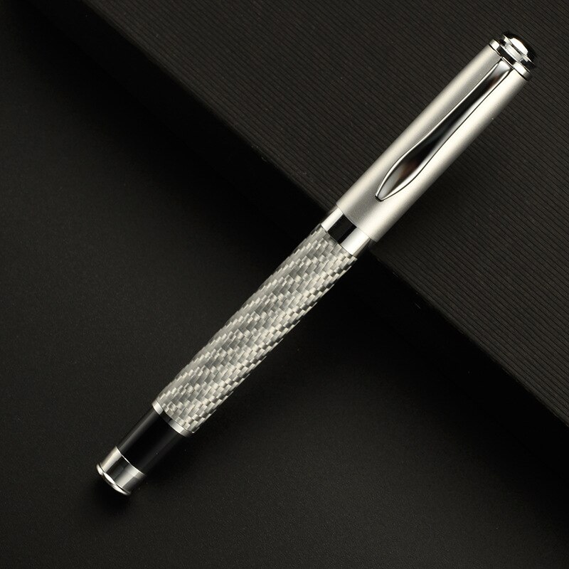 1 0.7mm merkkimetallinen mustekynä: Valkoinen
