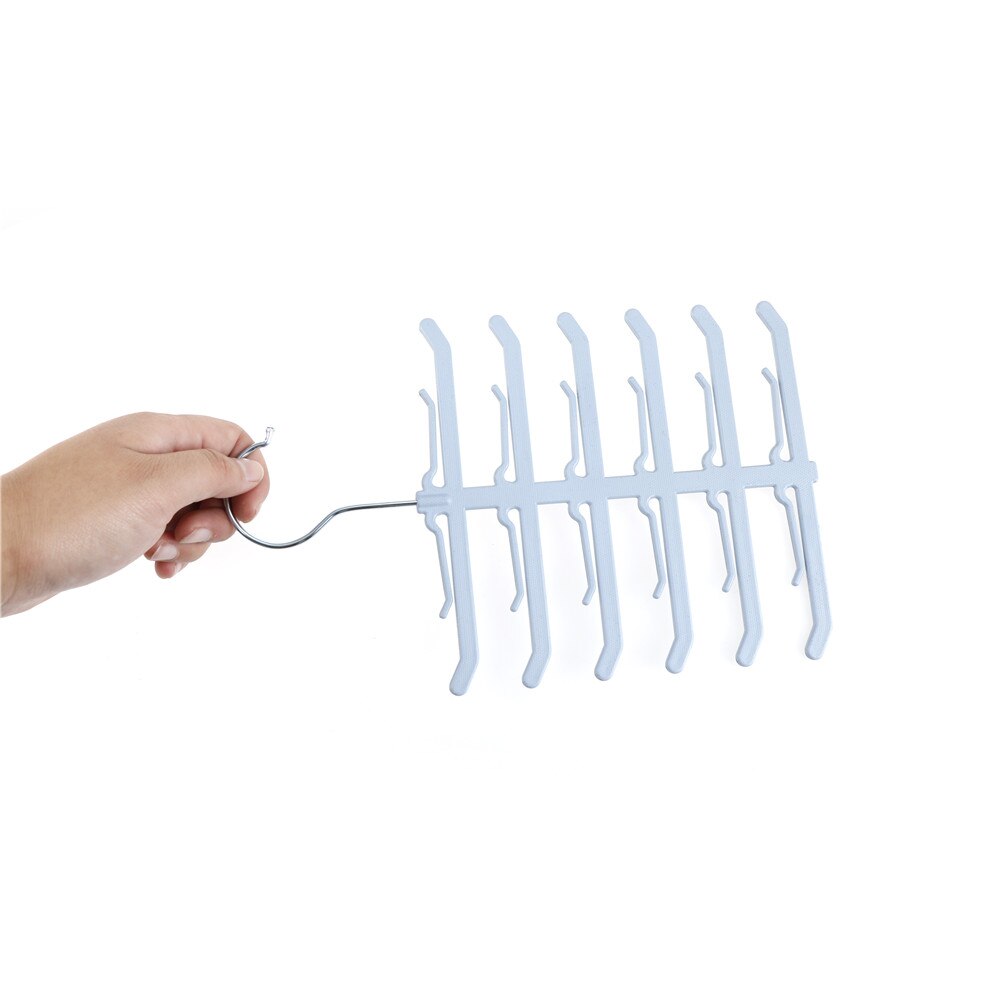 Une pièce en forme d'os de poisson cintre cravate cravate serviettes ceinture châle écharpe support gain de place