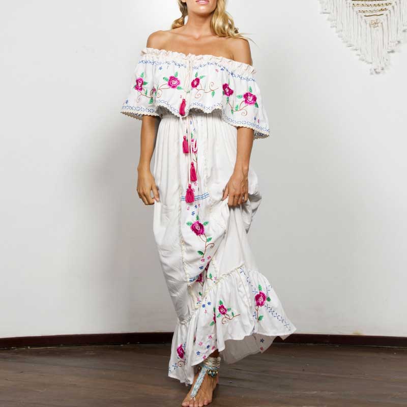 Boho inspireret hvid broderet dess kvinder flæser boho kjole off shoulder blonder trim sommer kjole elastisk lang kjole
