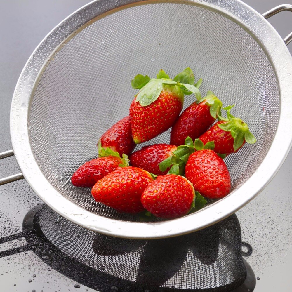 Tamis de farine d'huile de grillage fin de tamis d'acier inoxydable de 4 pièces/ensemble outils de cuisine de cuisson tailles 3 ", 4", 5.5 "et 8"