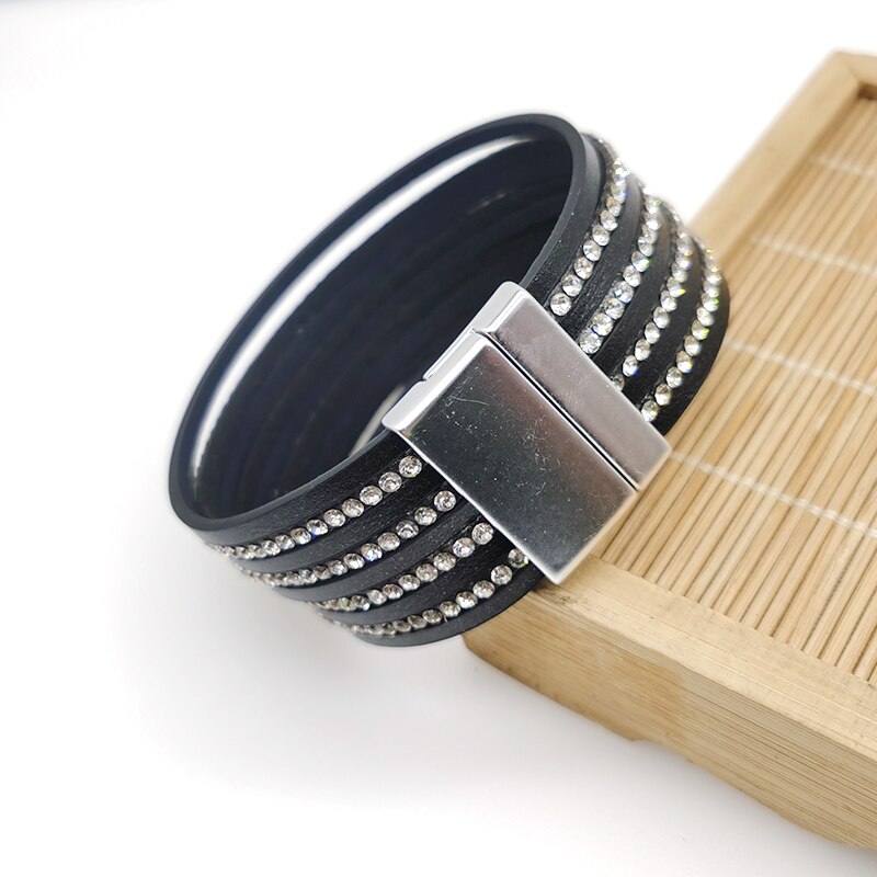 Pulseras de cuero de cristal negro para mujer, brazalete ancho con tiras, varias capas, estilo bohemio, joyería,
