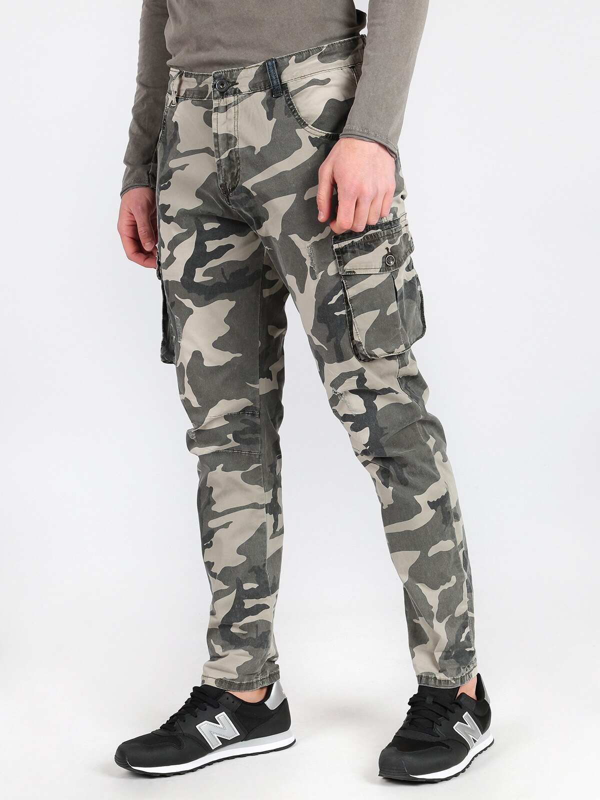 Cargo broek met print camouflage