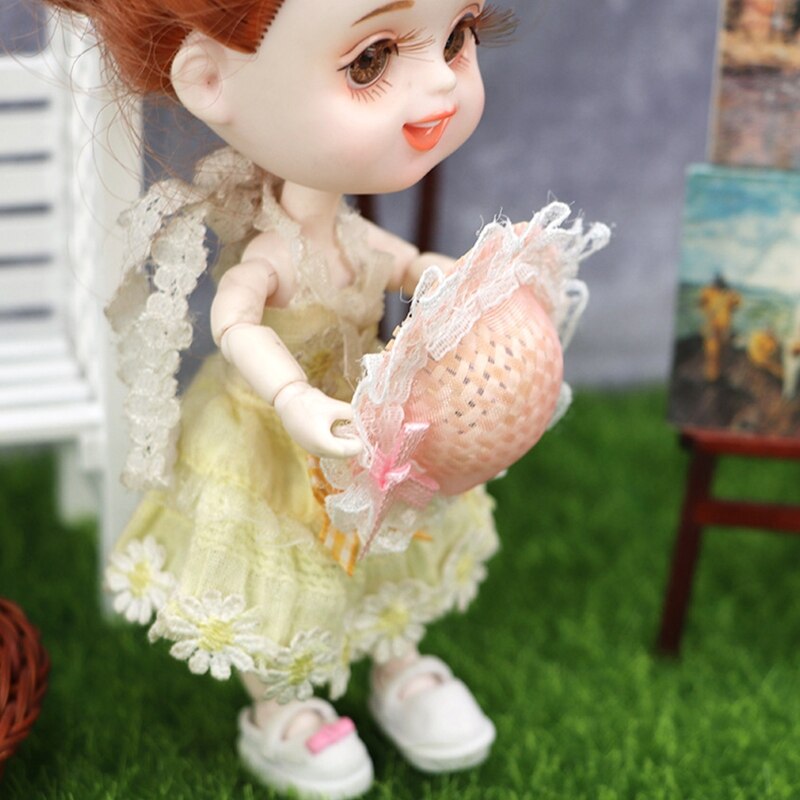 Puppen-prinzessinnen-einstellen mit strohhut, diy-szene, geburtstagsgeschenk und transparentem kosmetikkoffer ( 1:12er- einstellen)