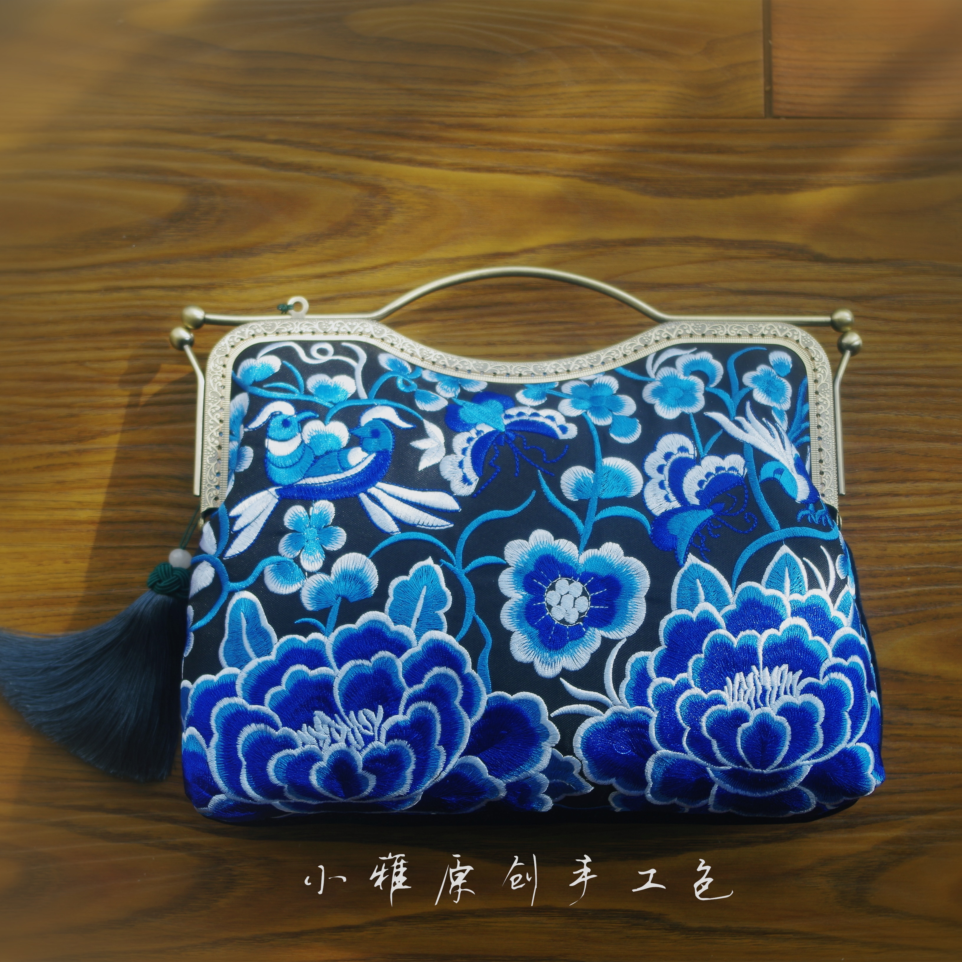 Angelatracy vintage grande generoso flor pássaro azul tradicional boca pacote de ouro dia embreagem metal quadro boca ouro bolsa