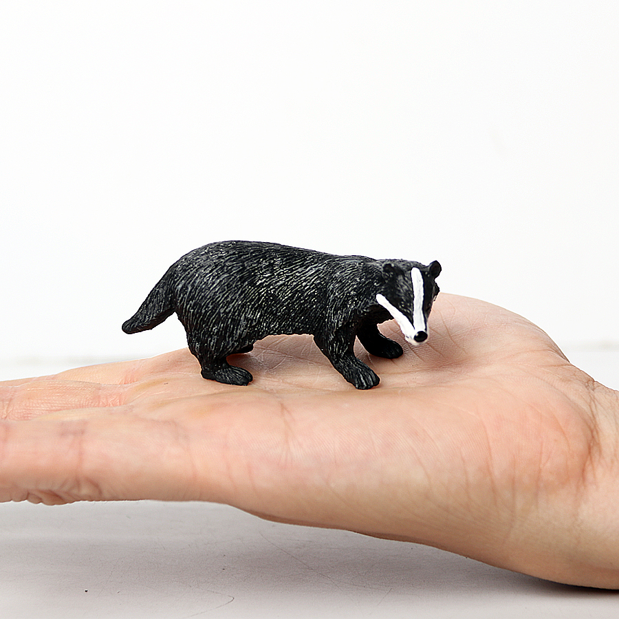 Simulatie Hand Painted Forest Animal Model Cijfers Badger, Bever, Wasbeer, Anteater Beer Decor Collector Educatief Speelgoed