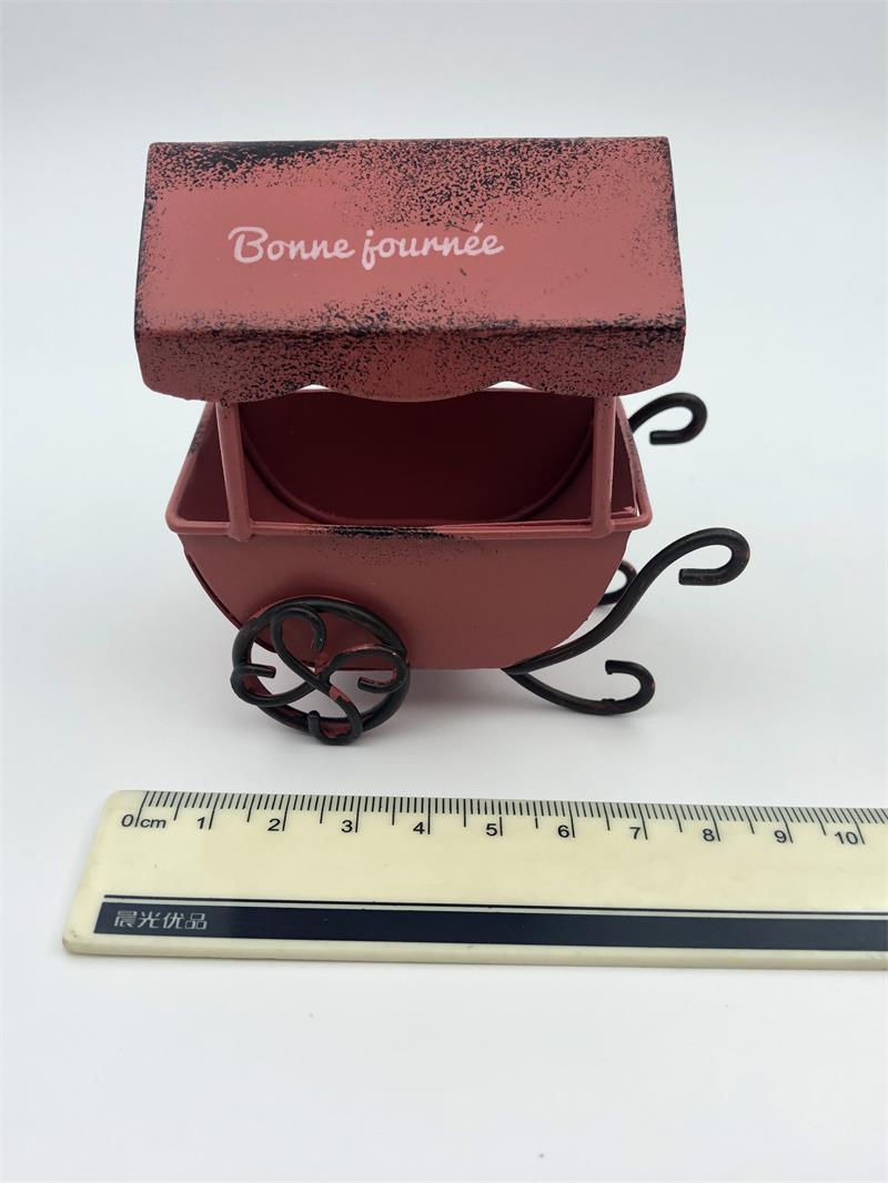 6 st/lot 8.5 x 5.5 xh 8.5cm mini trädgårdsvagnar järnvagnar francais bonne journee dockhustillbehör antik röd trädgårdsbyggnad