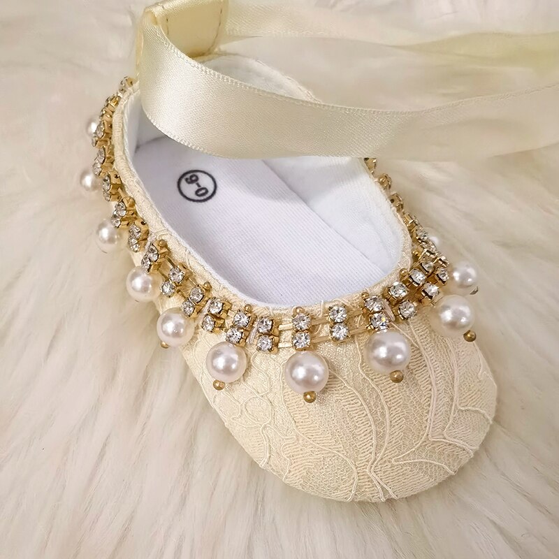 Ballerine Babyset – Weiße Taufschuhe Mit Spitze, Handgefertigt In Italien, Für 0-6 Monate