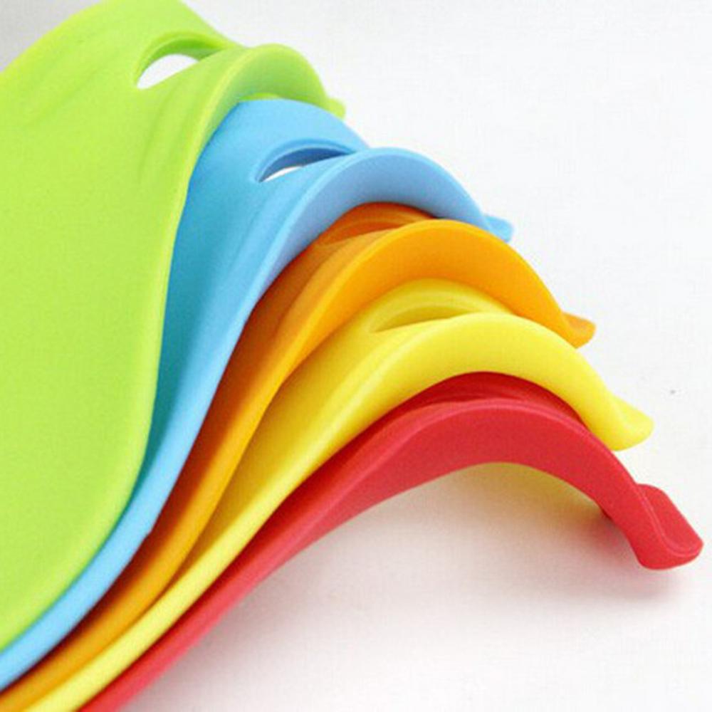 1pcs Food Grade Silicone Spoon Rest Heat Resistant Placemat Glass Coaster Silicone Spoon Holder Kitchen Tools Accessories 5z