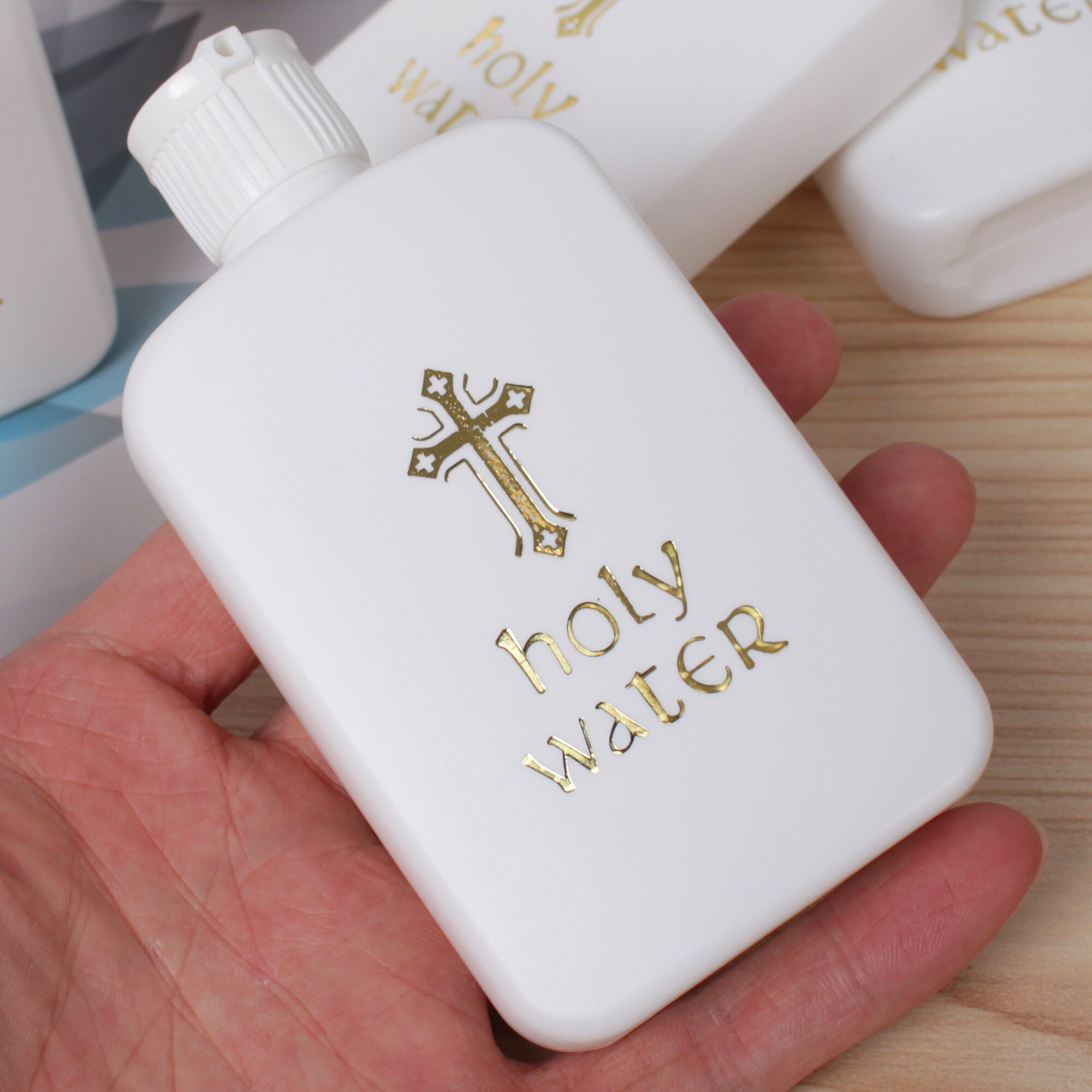 5Pcs 60/100Ml Hervulbare Holy Water Flessen Gouden Kruis Heilige Water Container Met Schroefdeksel Christian Pasen kerk Levert