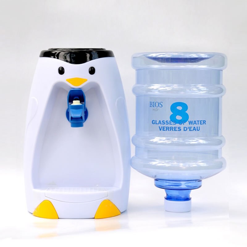 Distributeur d'eau QueenTime forme pingouin Mini distributeur de boissons avec réservoir d'eau pour distributeur d'eau à la maison pour le bureau de l'école pas de chaleur