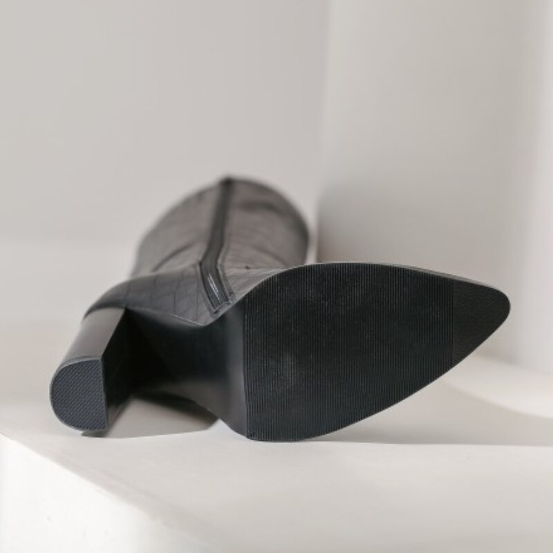 Bottes hautes pointues et épaisses à talons hauts pour femme, chaussures européennes et américaines, noires, blanches, grandes 43, sexy, hiver