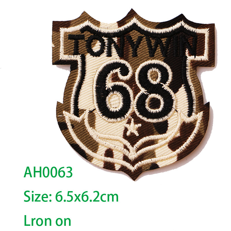 2 STUKS Digitale medaille, klok pictogram Geborduurde Ijzer op Patches voor Kleding DIY Strepen Kleding Patchwork Stickers Custom Badges