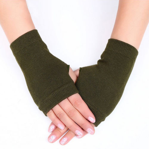 Kvinder stilfulde håndvarmere vinterhandsker kvinder arm hækling strikning bomuldsvante varme fingerløse handsker gants femme: Militærgrøn