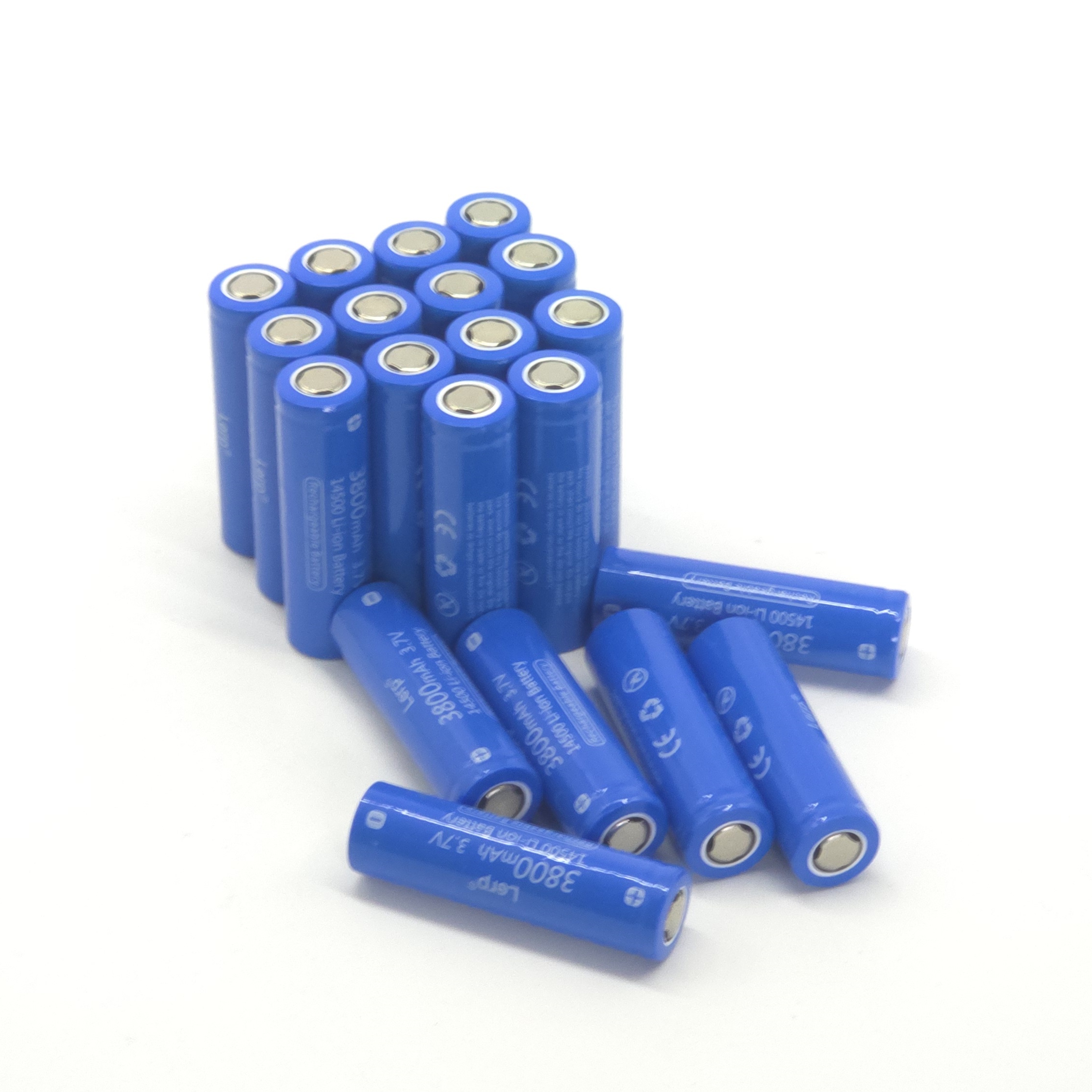 1 PILE 14500 RECHARGEABLE 3800 mAh LI-ION 3,7 V. Neuve - Bricolage 1 PILE 14500 RECHARGEABLE 3800 mAh LI-ION 3,7 V. Neuve - Bricolage