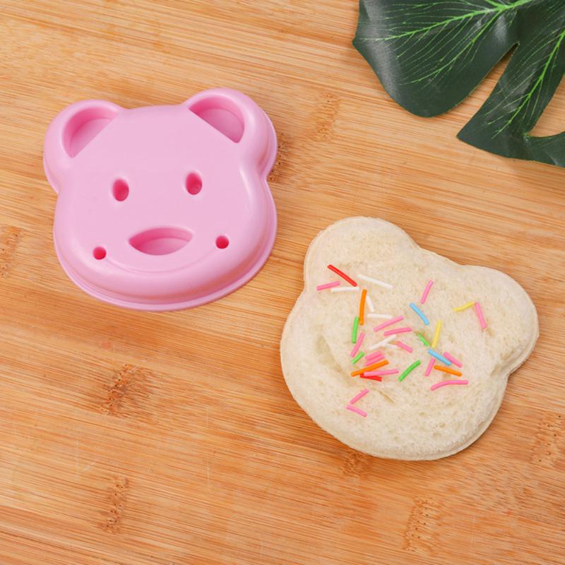 Cortador de sándwich Mini oso de dibujos animados ardilla mar perro pan cuchillo sándwich cortador sellador cocina DIY niños Bento almuerzo molde para hornear: Verde militar