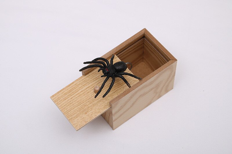 Funny Scare Box Wooden Prank Spider Hidden in Case Great Prank-Wooden Scarebox Interesting Play Trick Joke Toys: Yellow box spider