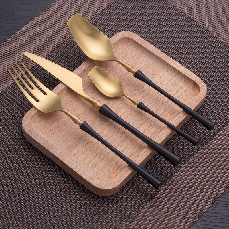 Lyxiga servisset gyllene bestick 304 rostfritt stål bestick middagsset vitguld sked gaffel kniv bestick kit servis set: Svartguld 4 st