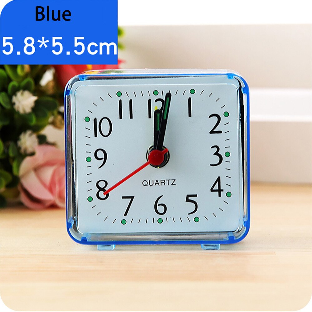 C Vierkante Kleine Bed Compact Travel Quartz Beep Alarm Tafel Klok Draagbare Slaapkamer Home Decor Plastic Klok Woonkamer FN04