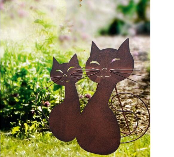 35*30cm,European Style Wrought Iron Vintage Garden Ornaments Rust Retro Two Kitten Outdoor Cute Animals Decorations