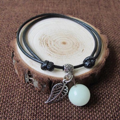 Divertida pulsera luminosa colgante de pulsera brillante de amantes en la oscuridad de la luz de la noche pulsera de la cadena de cuentas para las mujeres joyería de los hombres