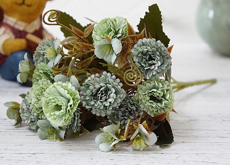 5 grener 11 hoder hjemme juledekor kunstig nellike bukett silke blomster mødre nellike blomst veggmaterialer: Grønn