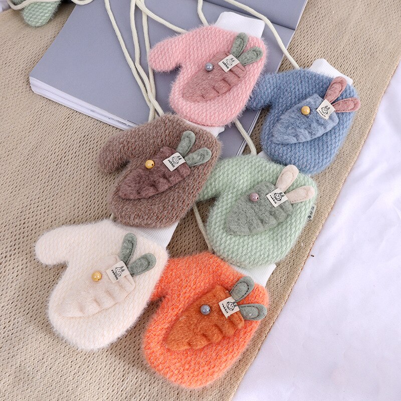 Winter Velvet Hanging Neck Warm Children'S Gloves 5-9 Years Old Pupils Carrot Cartoon Men And Women Mittens