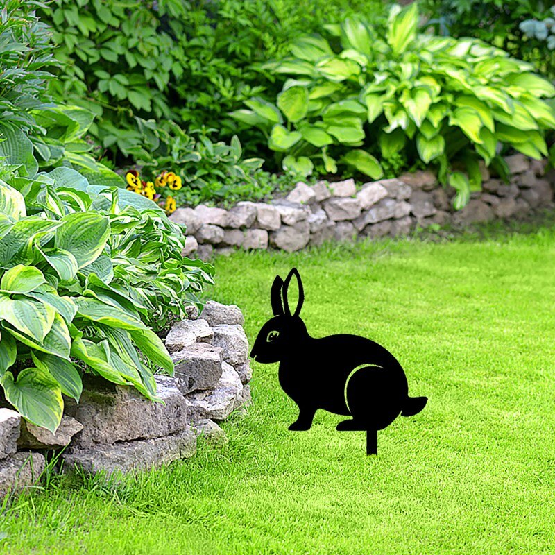 Squirrel Yard Art Decor Outdoor Lawn Black Metal Squirrel Silhouette Decor Garden Ground Insert Backyard Lawn Stakes