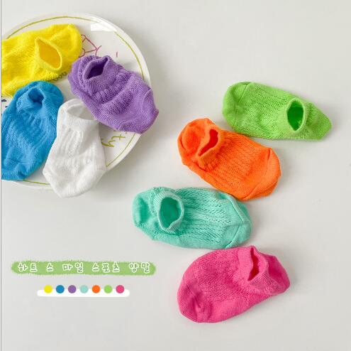1-8 anni confezione da 4 paia 2021 calzini sottili a rete Candy primavera/estate calzini da barca per bambini a righe verticali