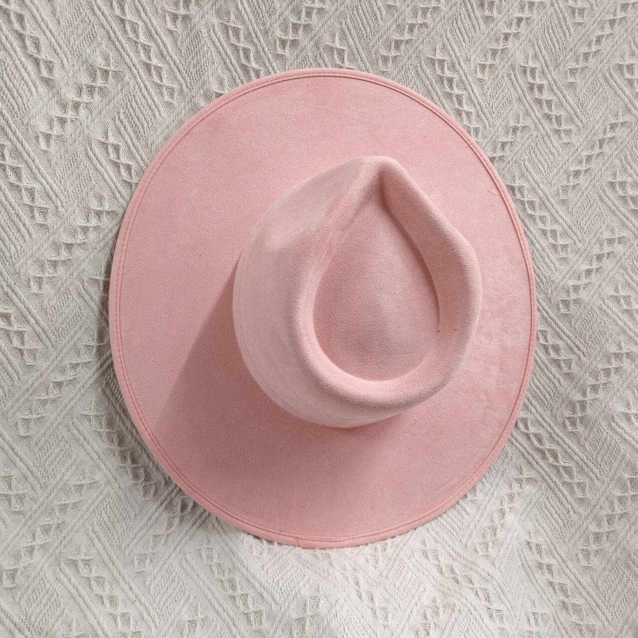 Europäische US Neue 9,5 cm Große Krempe Wildleder Zylinder für Frauen Männer Pfirsich Herz Top Jazz Fedora Hüte für Party Hochzeit Filz Kappe