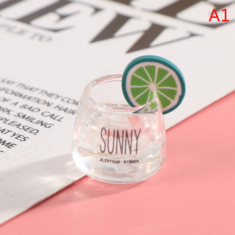 1Pc 1:12 Miniatura casa delle bambole di Ghiaccio Tazza di Acqua mini Casa di Bambola Accessori per la Cucina di Nuovo ~: A1