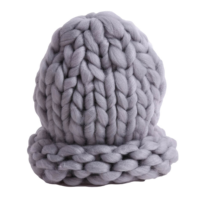 Women Winter Knitted Beanies Hat Thick Soft Warm Coarse Large Knitted Solid Hat Female Ice Ski Bonnet Hat: Light grey