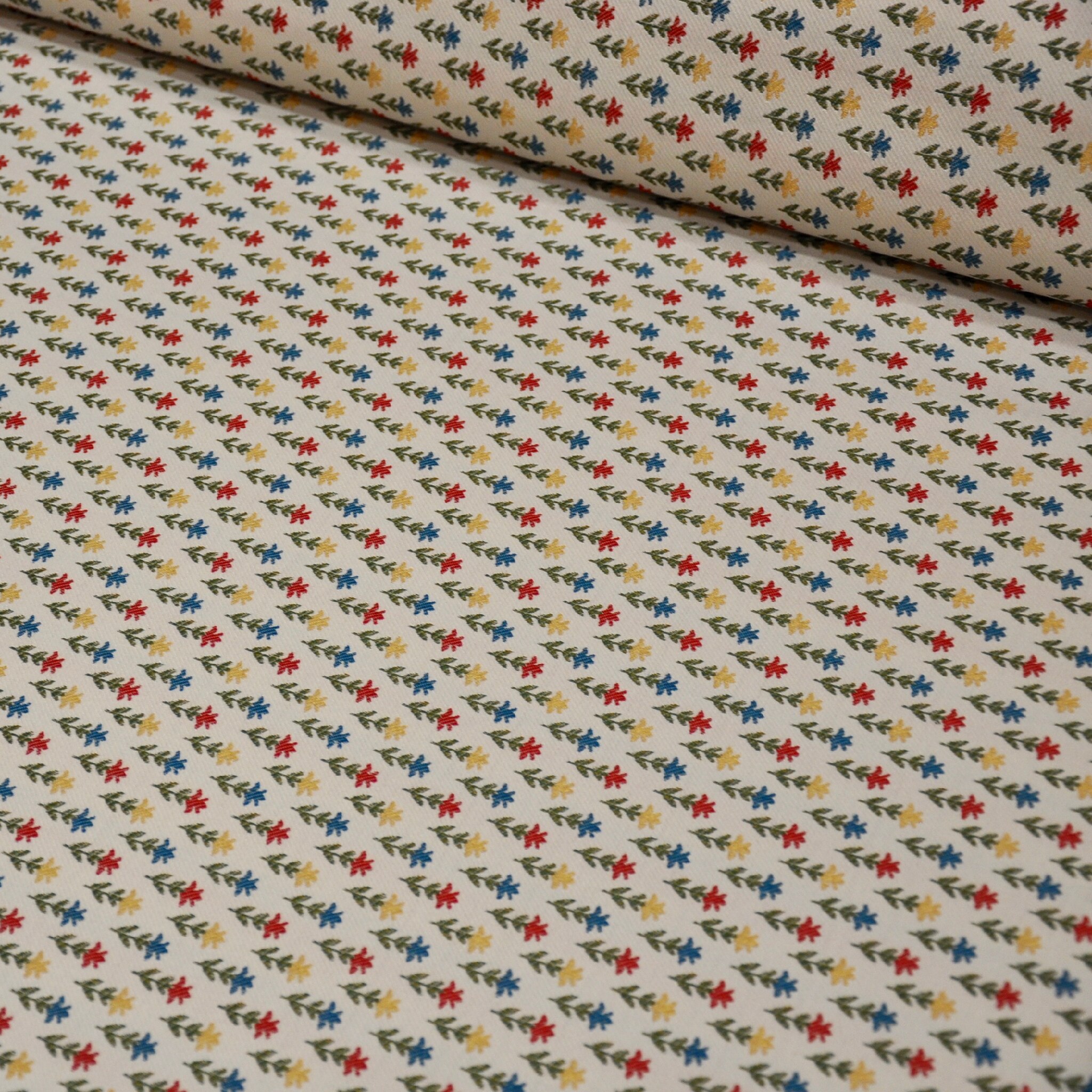 Brokaat Stof Jacquard Damast Reliëf Bloem Kleding Sofa Gordijn Pak Stof Fallera Bekleding 140 Cm Breed Door Meter