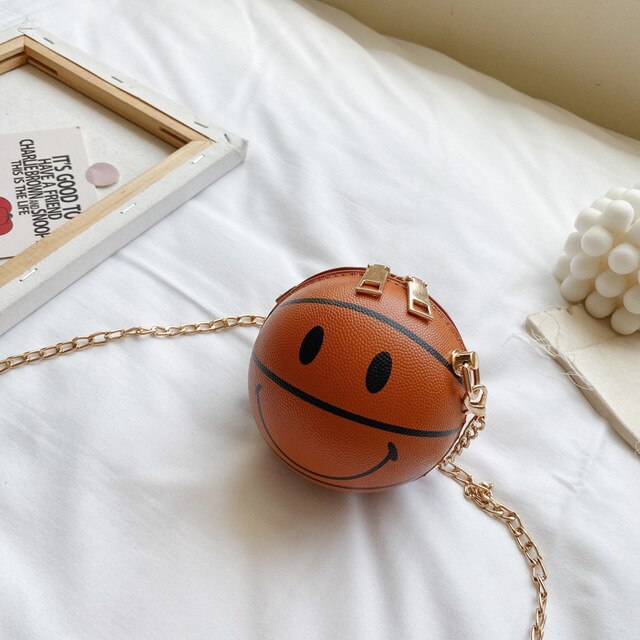 Cool Basketbal Zak Reizen Diagonaal Kleine Schoudertas Koreaanse Versie Van Leuke Wilde Hip-Hop Jongens En Meisjes: small brown