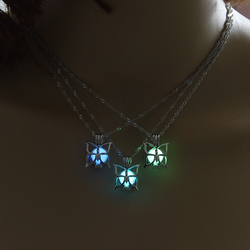 Collar luminoso bonito para mujer, colgante de mariposa brillante, gargantilla de joyería, tres colores disponibles, para mujer