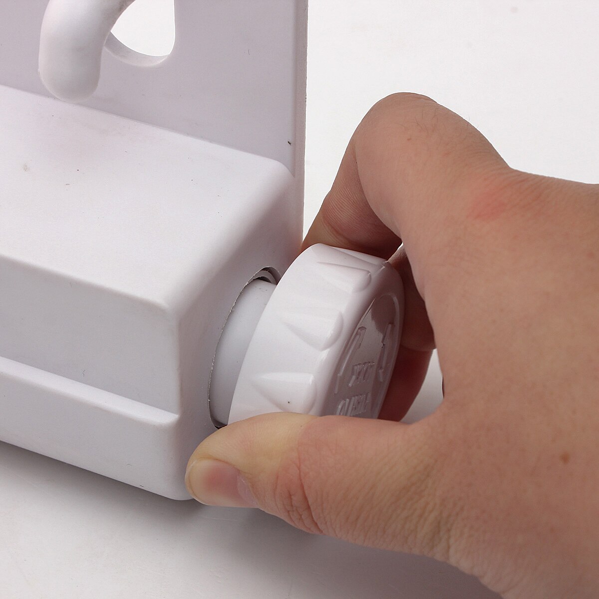 4 Lines Rope Roll Up Clothes Line Washing Retractable Clothes Airer Indoor Wall Mounted Laundry Washing Line Drying Rack 3.2m