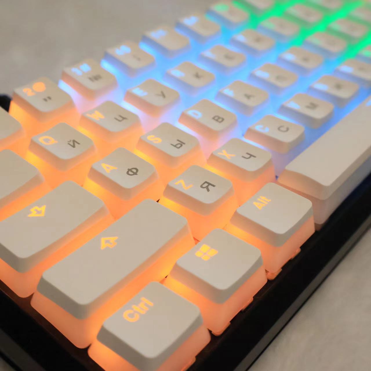 Cyrillic/Russian Pudding Keycaps Layout Keycap for Mechanical Keyboards Keycap Double Shot PBT Full 117 Keys Set Keycaps ISO Key: WHITE