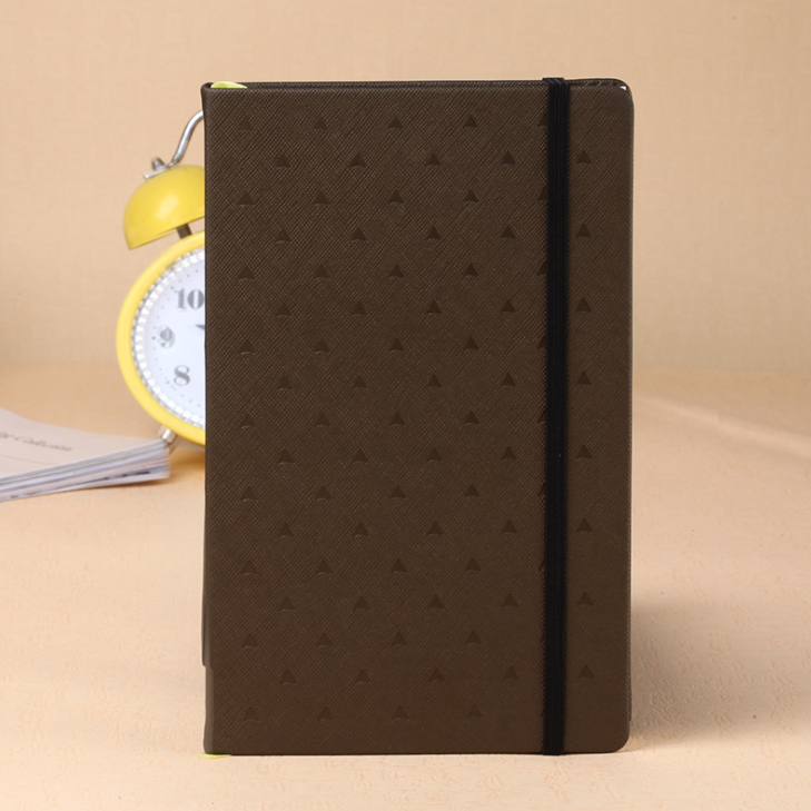 Dong cultural and stationery elastic notebook leather business notebook a5 student diary book: Brown