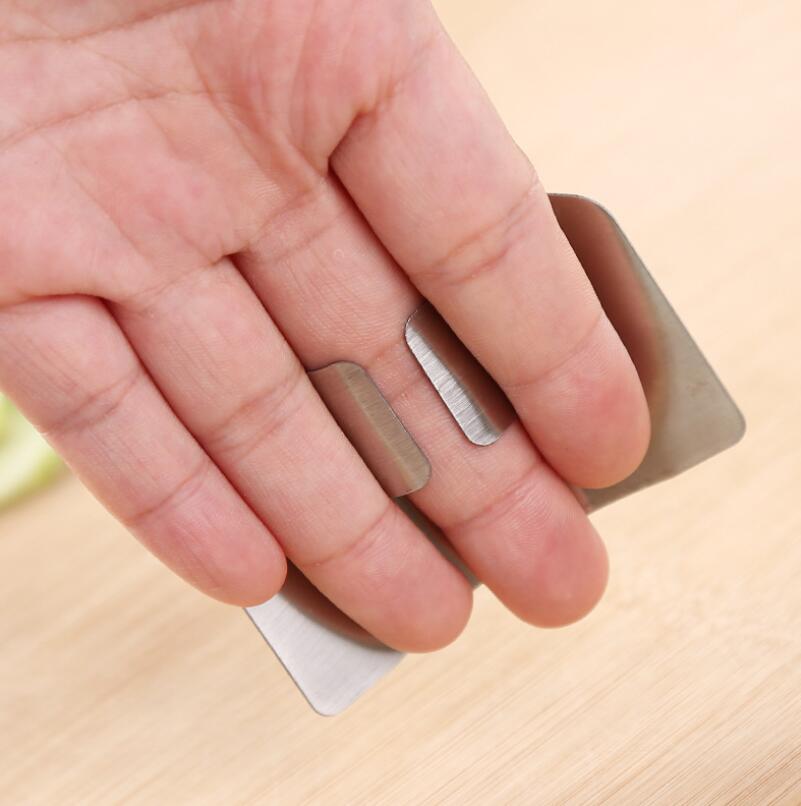 2Pcs Stainless Steel Kitchen Cutting Hand Protector Multifunctional Anti-Cutting Hand Protector Finger Guards Kitchen Tool