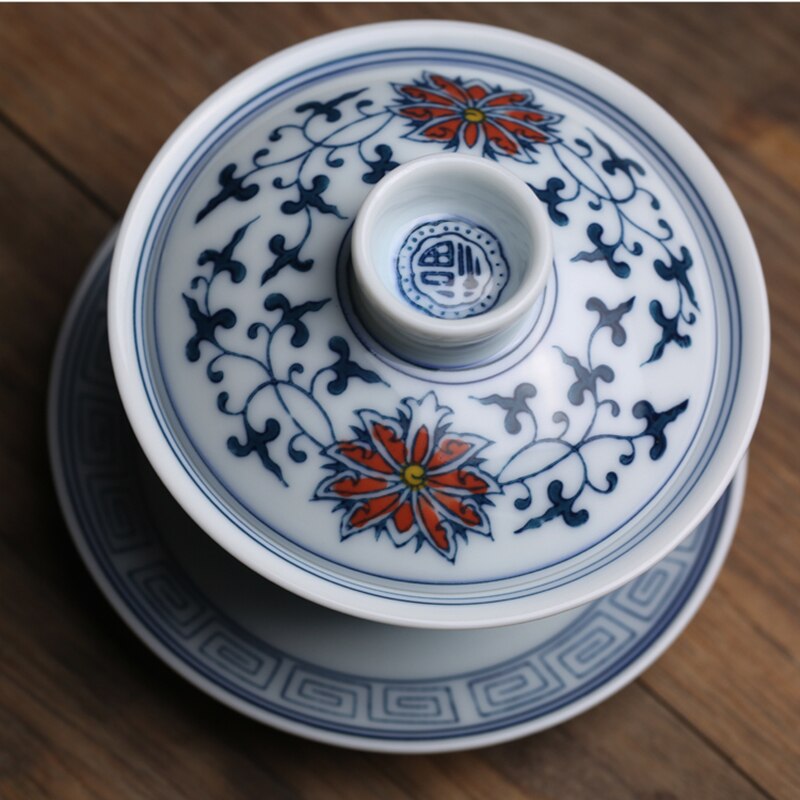 Chinese Style Hand Painted Tea Bowl Ceramic Blue And White Teacup Kung Fu Tea Set Vine Cup Tureen Porcelain Cup Gaiwan Chawan