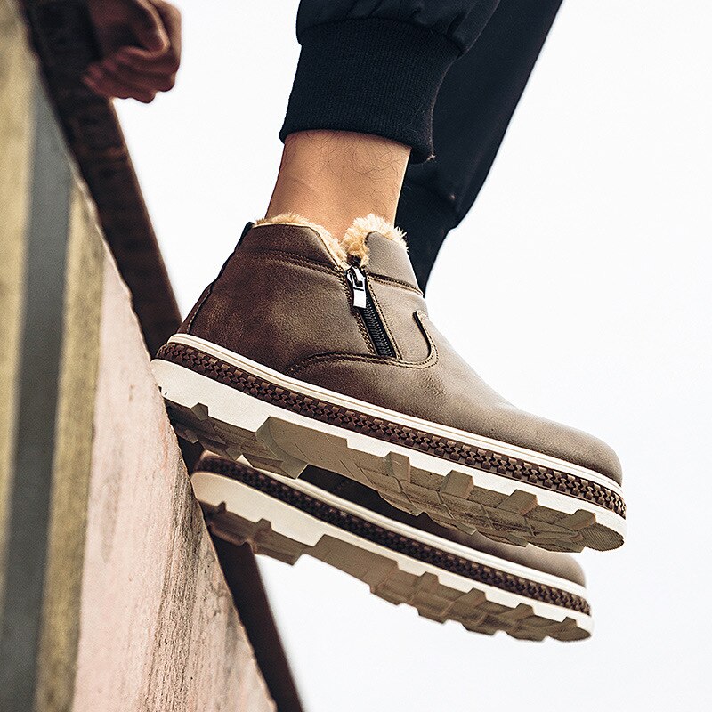 Stijl Warme Snowboots Mannen Laarzen Slip Op Mode Casual Mannen Martin Laarzen Slijtvast Ronde Neus Winter Bont mannen Schoenen Bnj