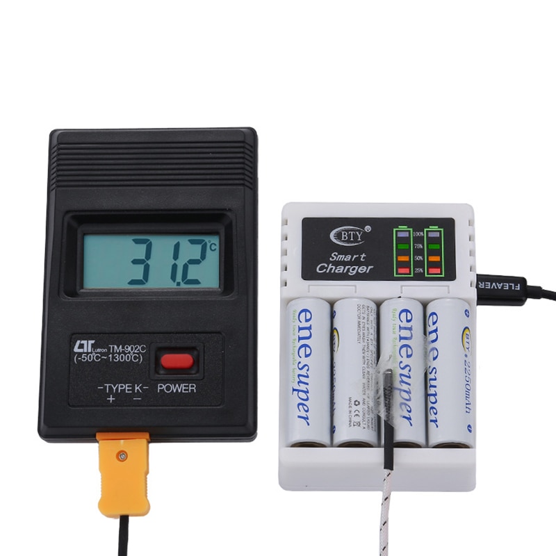 Four Slots Smart Intelligent Battery Charger Fast Charge For 1.2V AA / AAA NiMh Rechargeable Battery LCD Display Circuit TSLM1